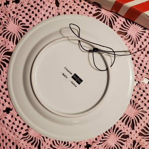 Vintage Switzerland Collector Plate - Creation Melpa Bulle Cow  SOUVENIR IN BOX - Picture 7 of 7